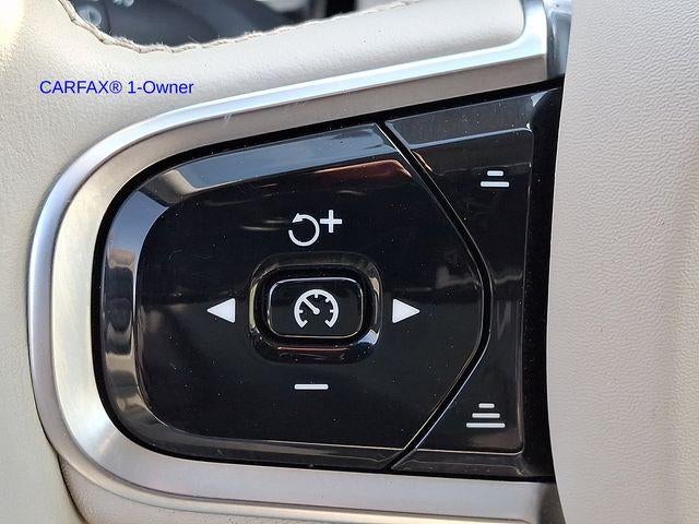 2023 Volvo XC60 B5 AWD Ultimate Bright Theme