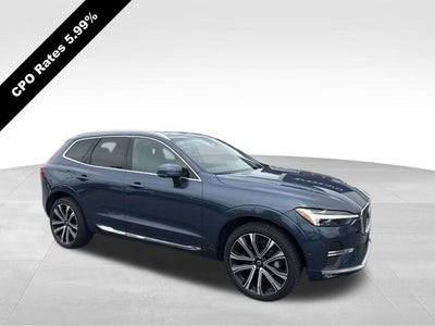 2023 Volvo XC60 B5 AWD Ultimate Bright Theme
