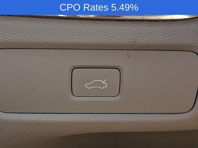 2023 Volvo XC60 B5 AWD Ultimate Bright Theme