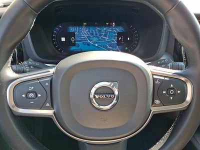 2024 Volvo XC60 B5 AWD Core Dark Theme
