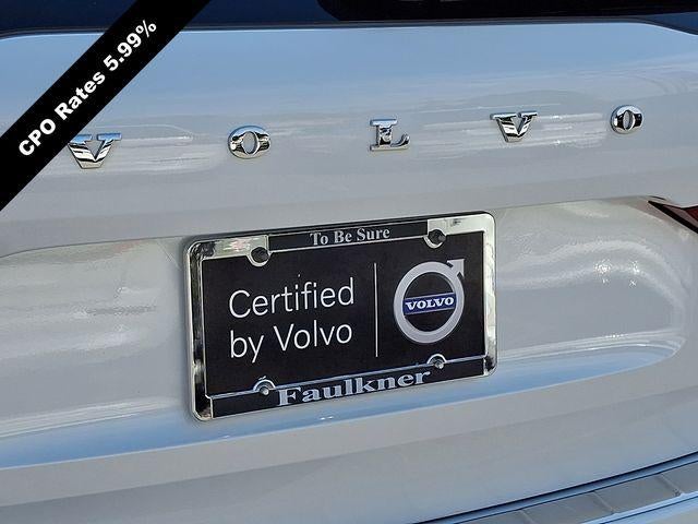 2024 Volvo XC60 B5 AWD Core Dark Theme