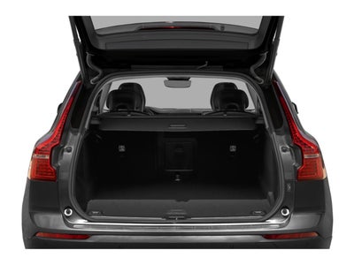 2024 Volvo XC60 B5 AWD Core Dark Theme