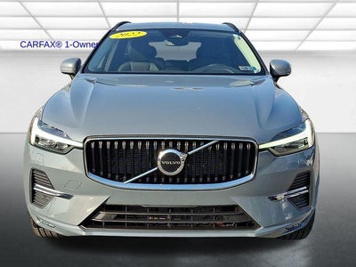 2022 Volvo XC60 B5 AWD Momentum