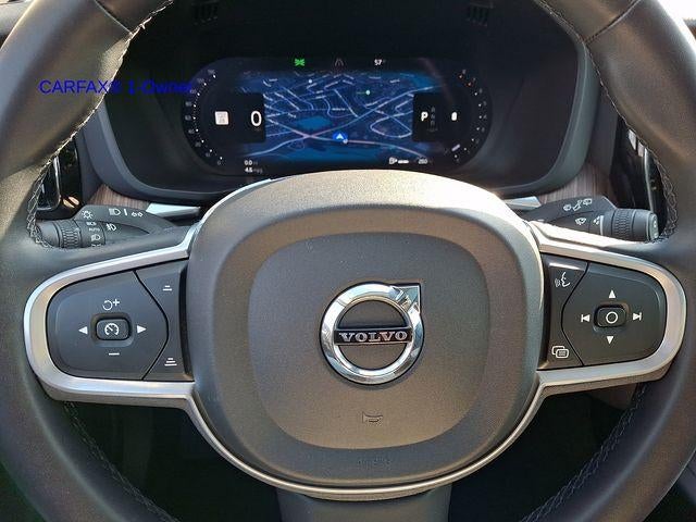 2022 Volvo XC60 B5 AWD Momentum