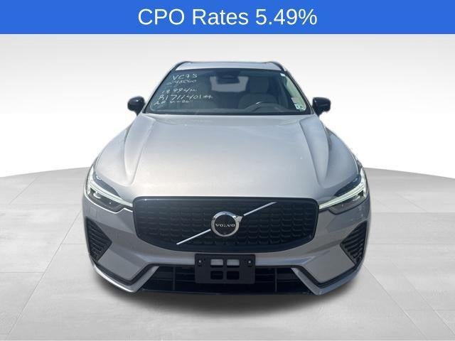 2024 Volvo XC60 B5 AWD Plus Dark Theme