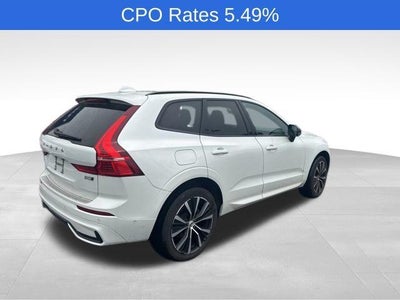 2024 Volvo XC60 B5 AWD Plus Dark Theme