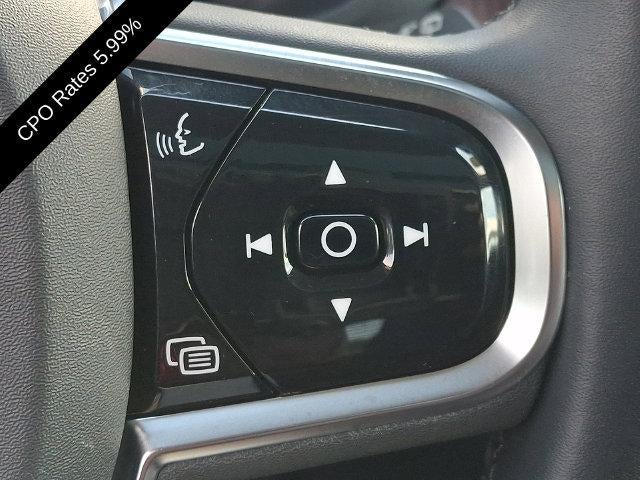 2024 Volvo XC60 B5 AWD Plus Dark Theme