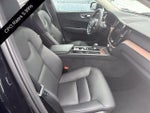 2024 Volvo XC60 B5 AWD Plus Dark Theme