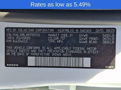 2024 Volvo XC60 B5 AWD Plus Dark Theme