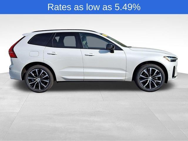 2024 Volvo XC60 B5 AWD Plus Dark Theme