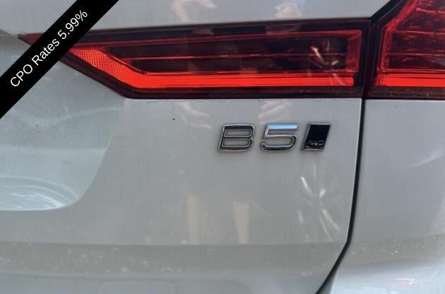 2024 Volvo XC60 B5 AWD Plus Dark Theme