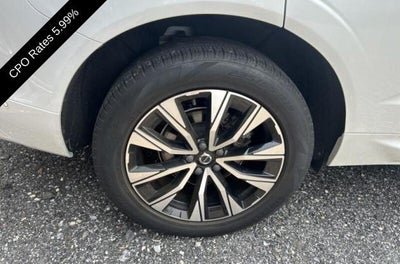 2024 Volvo XC60 B5 AWD Plus Dark Theme