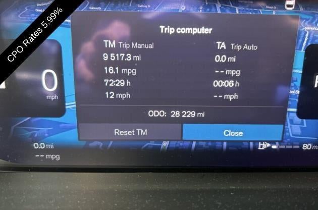 2024 Volvo XC60 B5 AWD Plus Dark Theme