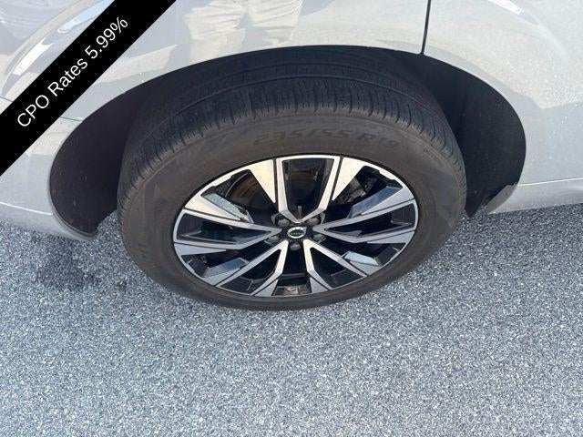 2024 Volvo XC60 B5 AWD Plus Dark Theme