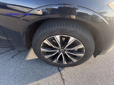 2024 Volvo XC60 B5 AWD Plus Dark Theme