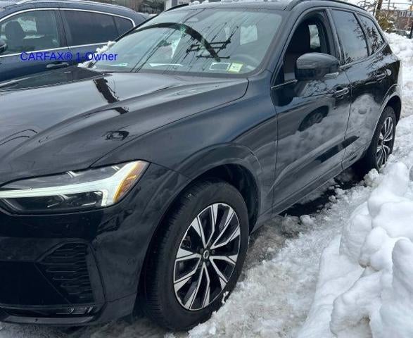 2024 Volvo XC60 B5 AWD Plus Dark Theme