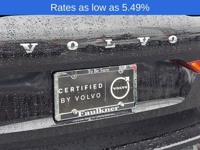 2024 Volvo XC60 B5 AWD Plus Dark Theme