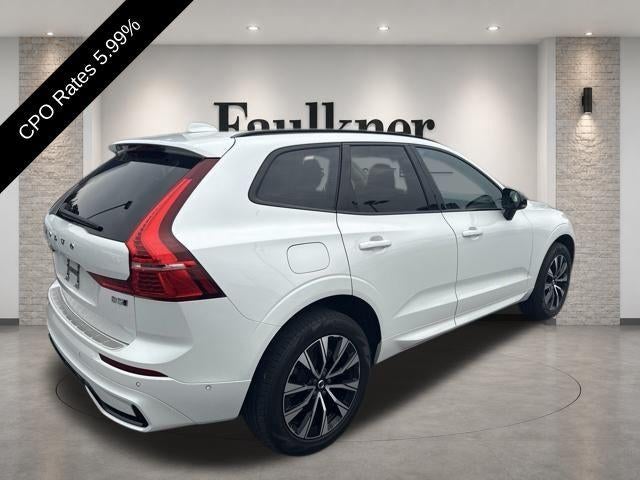 2024 Volvo XC60 B5 AWD Plus Dark Theme