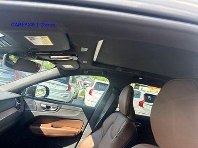 2024 Volvo XC60 B5 AWD Plus Dark Theme