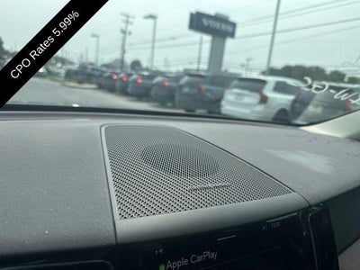 2024 Volvo XC60 B5 AWD Plus Dark Theme