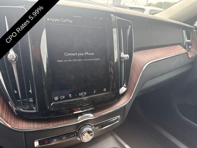 2024 Volvo XC60 B5 AWD Plus Dark Theme