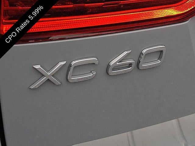 2024 Volvo XC60 B5 AWD Plus Dark Theme