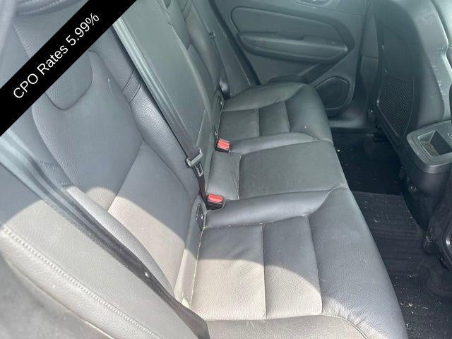 2024 Volvo XC60 B5 AWD Plus Dark Theme