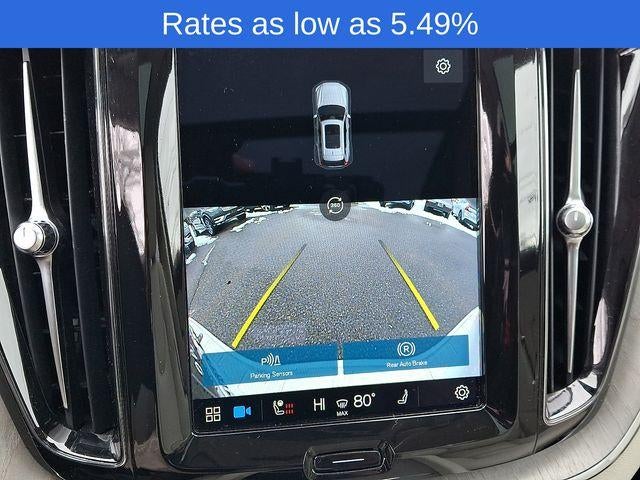 2023 Volvo XC60 B5 AWD Plus Bright Theme