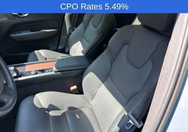 2023 Volvo XC60 B5 AWD Plus Bright Theme
