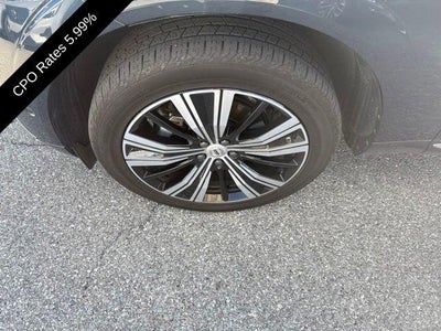 2023 Volvo XC60 B5 AWD Plus Bright Theme
