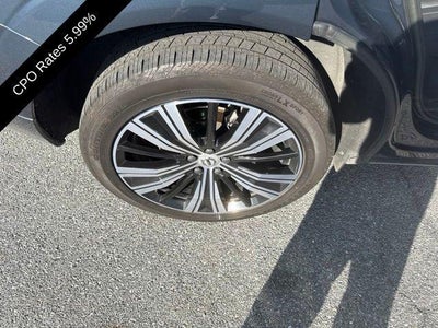 2023 Volvo XC60 B5 AWD Plus Bright Theme