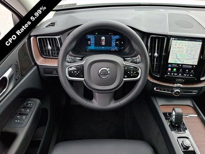 2023 Volvo XC60 B5 AWD Plus Bright Theme
