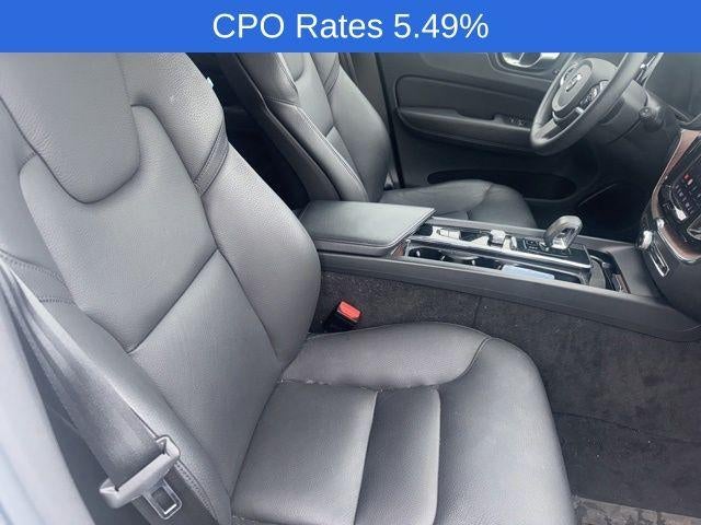 2023 Volvo XC60 B5 AWD Plus Bright Theme