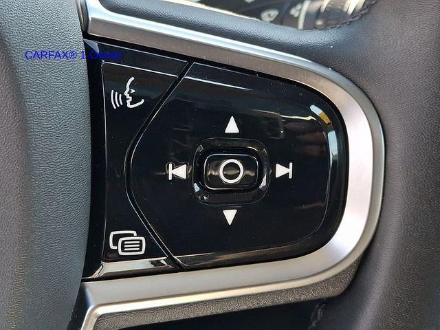 2023 Volvo XC60 B5 AWD Plus Bright Theme