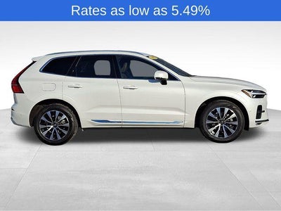 2023 Volvo XC60 B5 AWD Plus Bright Theme