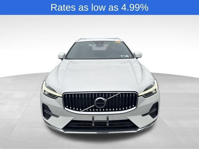 2023 Volvo XC60 B5 AWD Plus Bright Theme