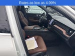 2023 Volvo XC60 B5 AWD Plus Bright Theme