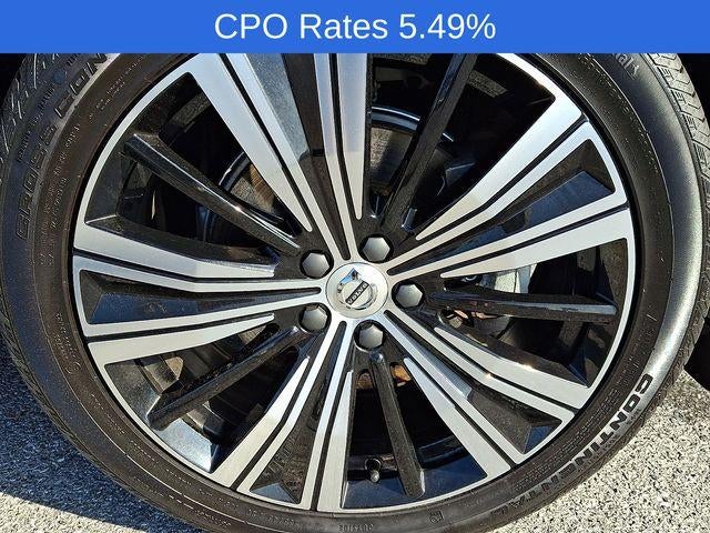 2023 Volvo XC60 B5 AWD Plus Bright Theme