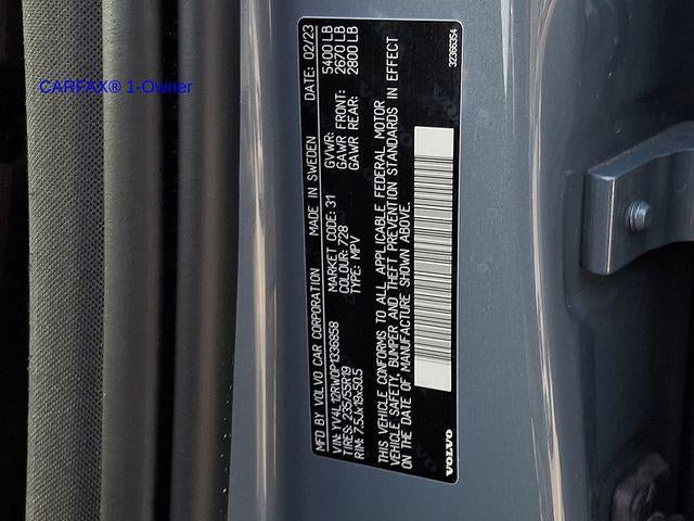 2023 Volvo XC60 B5 AWD Plus Dark Theme