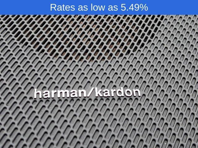 2023 Volvo XC60 B5 AWD Plus Dark Theme