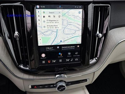 2023 Volvo XC60 B5 AWD Plus Dark Theme