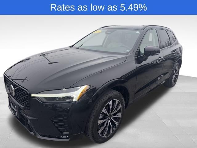 2023 Volvo XC60 B5 AWD Plus Dark Theme