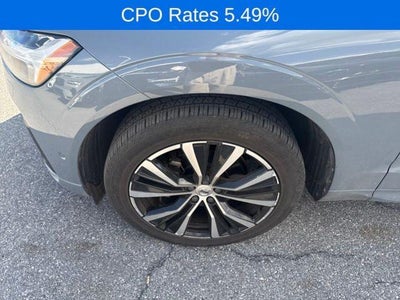 2023 Volvo XC60 B5 AWD Plus Dark Theme