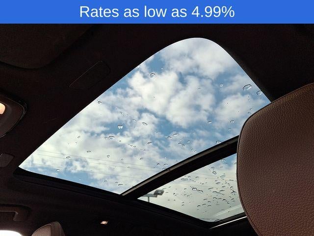 2023 Volvo XC60 B5 AWD Plus Dark Theme