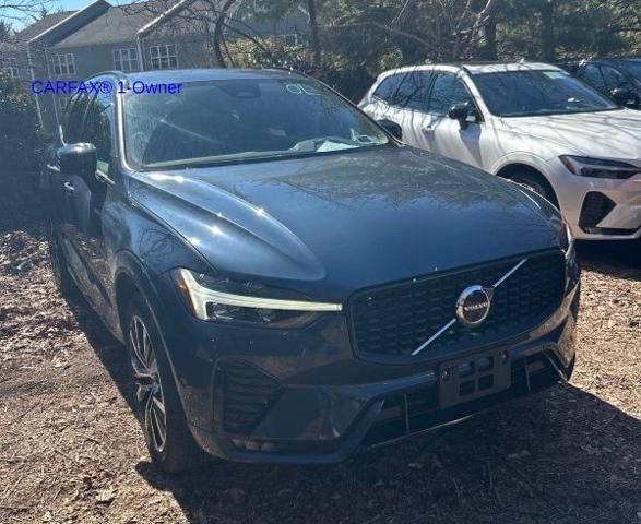 2023 Volvo XC60 B5 AWD Plus Dark Theme