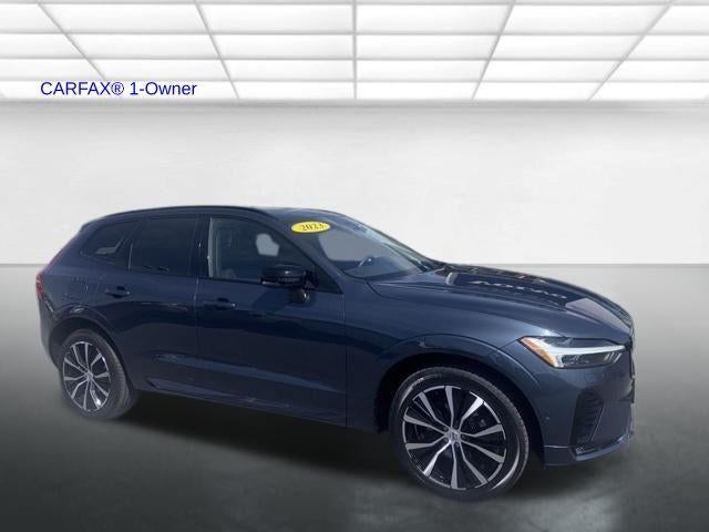 2023 Volvo XC60 B5 AWD Plus Dark Theme