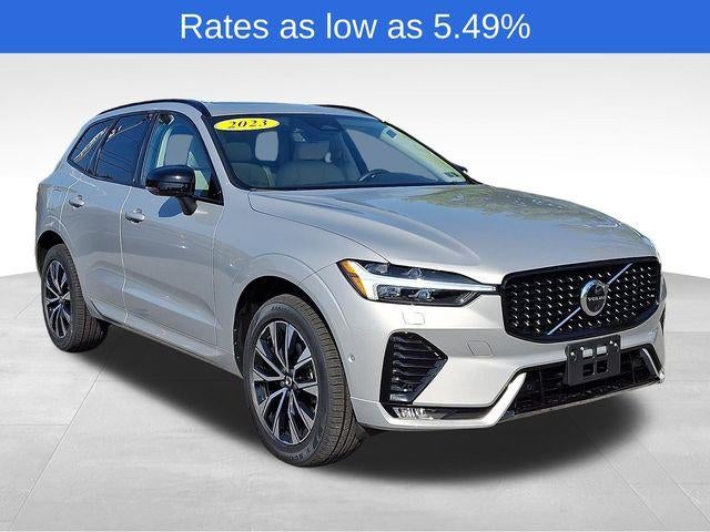 2023 Volvo XC60 B5 AWD Plus Dark Theme