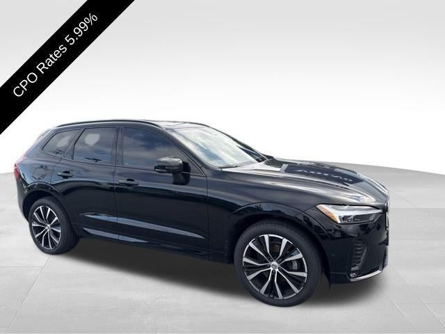 2023 Volvo XC60 B5 AWD Plus Dark Theme
