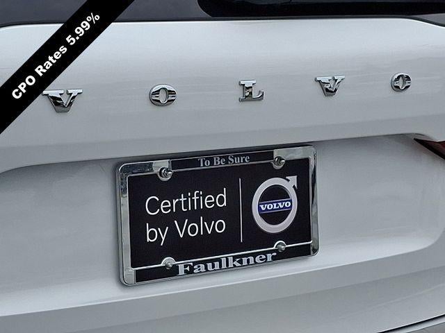 2023 Volvo XC60 B5 AWD Plus Dark Theme