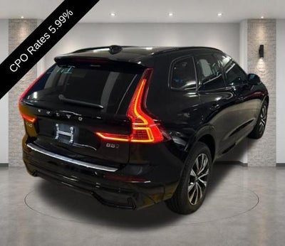 2023 Volvo XC60 B5 AWD Plus Dark Theme